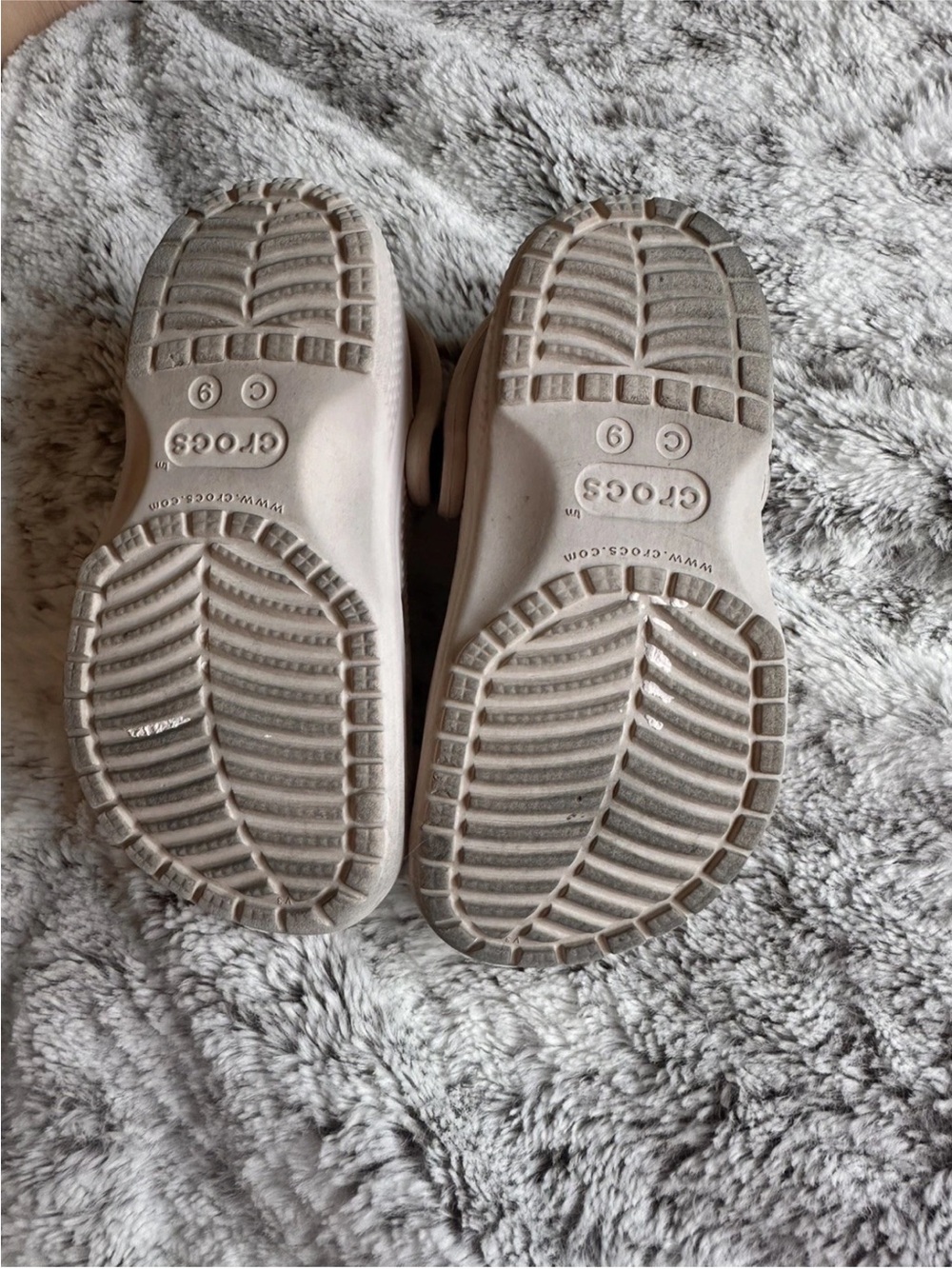 Kids Crocs Clog Sandals in Bone C9 Comfortable Everyday Wear - Picture 9 of 9